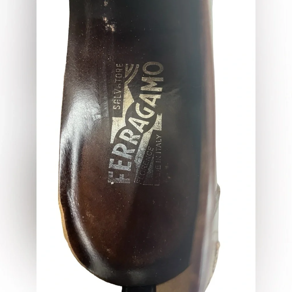 Rare Salvatore Ferragamo Florence Brown Leather Loafers - Italy size 9